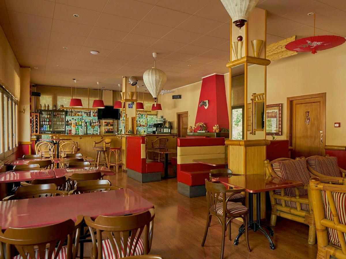 Hotel Palarine Erts Exterior photo